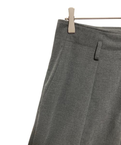 journal standard luxe（ジャーナルスタンダード ラックス）JOURNAL STANDARD LUXE (ジャーナルスタンダード ラックス) ハンサムタックパンツ グレー サイズ:Mの古着・服飾アイテム