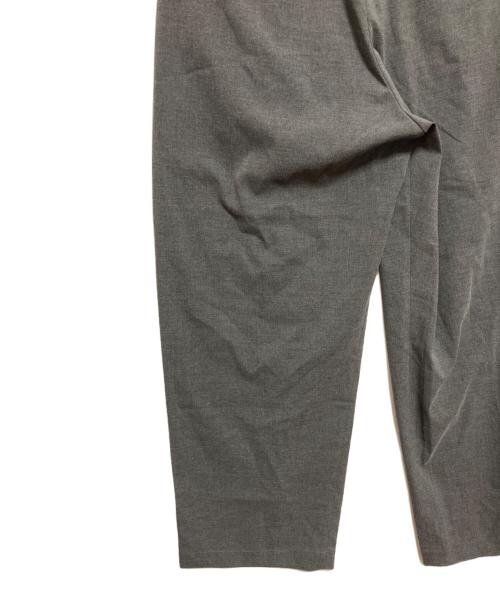 journal standard luxe（ジャーナルスタンダード ラックス）JOURNAL STANDARD LUXE (ジャーナルスタンダード ラックス) ハンサムタックパンツ グレー サイズ:Mの古着・服飾アイテム