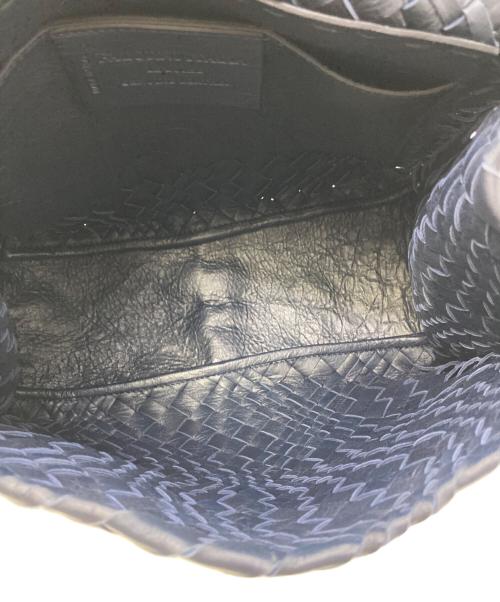 FALORNI（ファロルニ）FALORNI (ファロルニ) イントレチャートショルダーバッグ ネイビーの古着・服飾アイテム