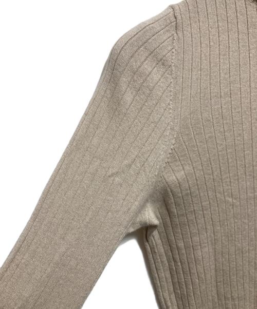 DRAWER（ドゥロワー）DRAWER (ドゥロワー) カシミヤシルクタートルネック リブニット ベージュ サイズ:2の古着・服飾アイテム