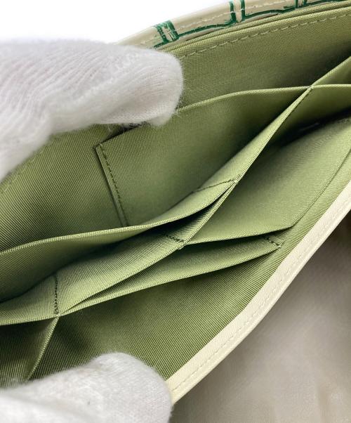 HIROKO HAYASHI（ヒロコ ハヤシ）HIROKO HAYASHI (ヒロコ ハヤシ) PEPELONE 長財布 ベージュ×グリーンの古着・服飾アイテム