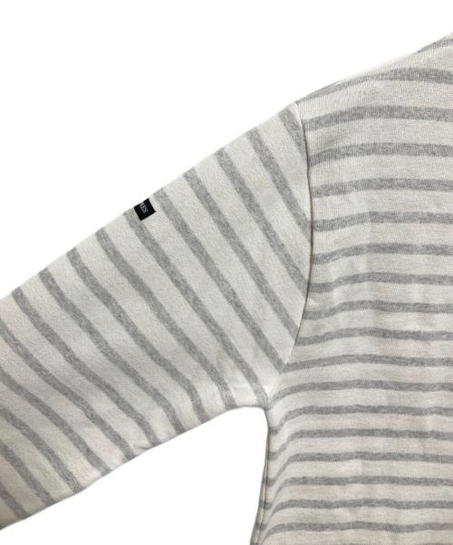 SAINT JAMES（セントジェームス）SAINT JAMES (セントジェームス) ウェッソン ボーダーカットソー グレー サイズ:4 未使用品の古着・服飾アイテム