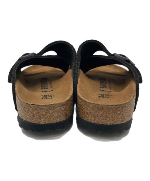 BIRKENSTOCK（ビルケンシュトック）BIRKENSTOCK (ビルケンシュトック) チューリッヒ サンダル ベージュ×ブラック サイズ:23㎝の古着・服飾アイテム
