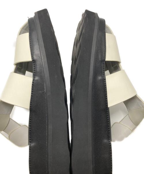 MOHI（モヒ）MOHI (モヒ) プラットフォーム グルカサンダル ホワイト サイズ:39の古着・服飾アイテム