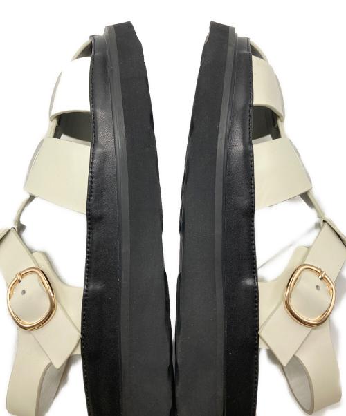 MOHI（モヒ）MOHI (モヒ) プラットフォーム グルカサンダル ホワイト サイズ:39の古着・服飾アイテム