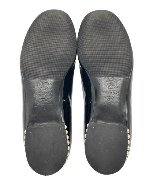 CHANEL（シャネル）CHANEL (シャネル) エナメルパンプス ブラック サイズ:37の古着・服飾アイテム