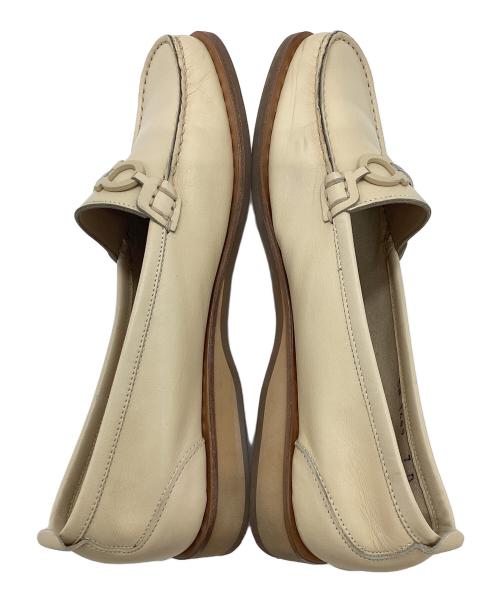 Salvatore Ferragamo（サルヴァトーレ フェラガモ）Salvatore Ferragamo (サルヴァトーレ フェラガモ) ガンチーニローファー ベージュ サイズ:SIZE 7の古着・服飾アイテム
