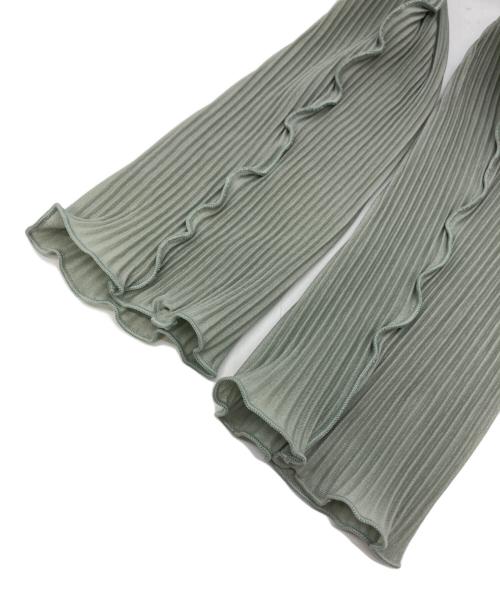 todo kotohayokozawa（トゥードゥー コトハヨコザワ）todo kotohayokozawa (トゥードゥー コトハヨコザワ) ハイネックカットソー グリーン サイズ:なしの古着・服飾アイテム