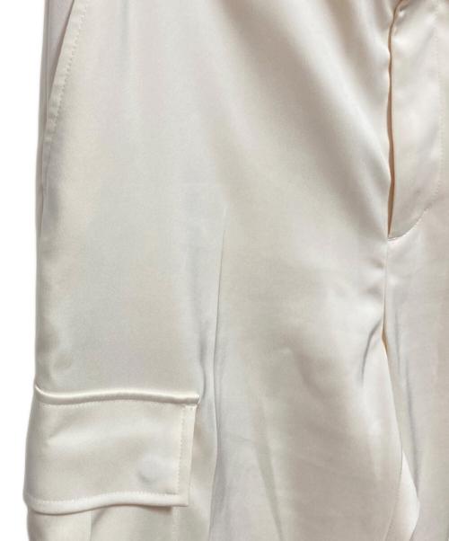 UNITED ARROWS TOKYO（ユナイテッドアローズトウキョウ）UNITED ARROWS TOKYO (ユナイテッドアローズトウキョウ) サテン サイドポケット パンツ アイボリー サイズ:38の古着・服飾アイテム