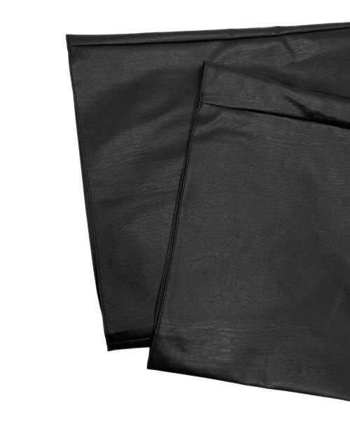 BALLSEY（ボールジィ）BALLSEY (ボールジィ) レザーライククロス ワイドクロップドパンツ ブラック サイズ:32 未使用品の古着・服飾アイテム