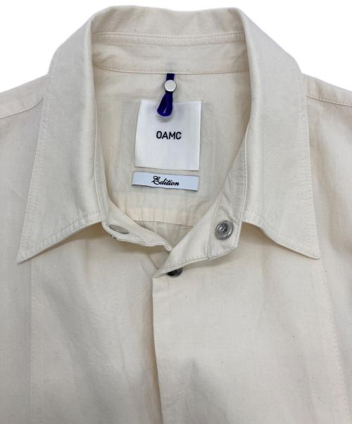 OAMC（オーエーエムシー）OAMC (オーエーエムシー) Edition (エディション) EXCLUSIVE BOREAL SHIRT ホワイト サイズ:Mの古着・服飾アイテム