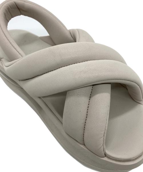 NIKE（ナイキ）NIKE (ナイキ) W AIR MAX ISLA SANDAL ベージュ サイズ:23cmの古着・服飾アイテム