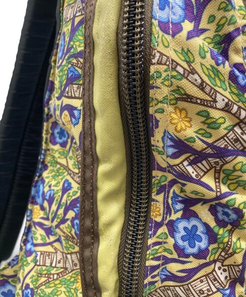 GREGORY（グレゴリー）GREGORY (グレゴリー) 花柄バックパック イエローの古着・服飾アイテム