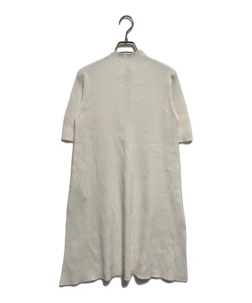 CFCL（シーエフシーエル）CFCL (シーエフシーエル) スリット入りニットワンピース ホワイト サイズ:Fの古着・服飾アイテム