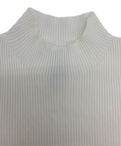 CFCL（シーエフシーエル）CFCL (シーエフシーエル) スリット入りニットワンピース ホワイト サイズ:Fの古着・服飾アイテム