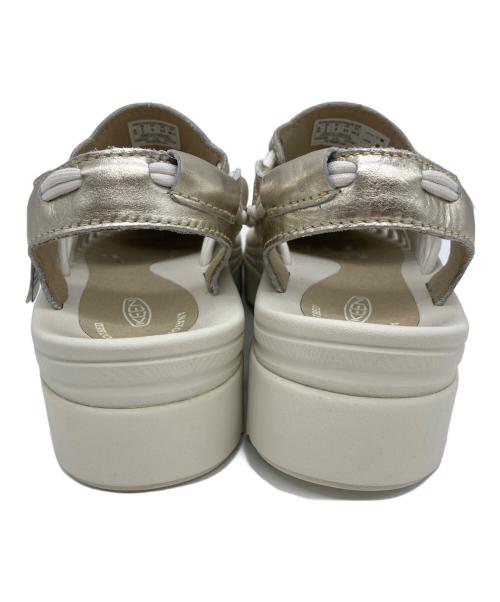 KEEN（キーン）KEEN (キーン) オールジェンダー ユニーク ピーエルティー タッセル ベージュ サイズ:SIZE 24cmの古着・服飾アイテム