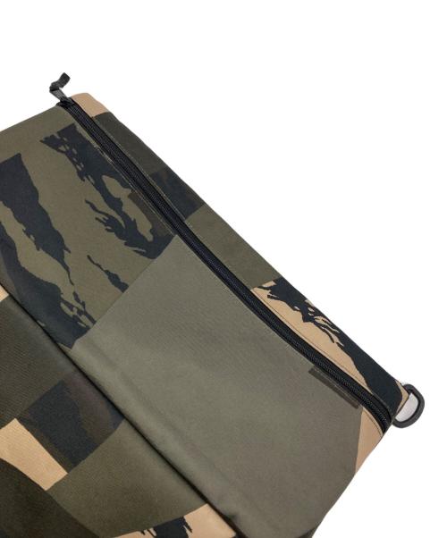 Carhartt WIP（カーハート ワークインプログレス）CARHARTT WIP (カーハート ワークインプログレス) PHILIS BACKPACK カーキの古着・服飾アイテム