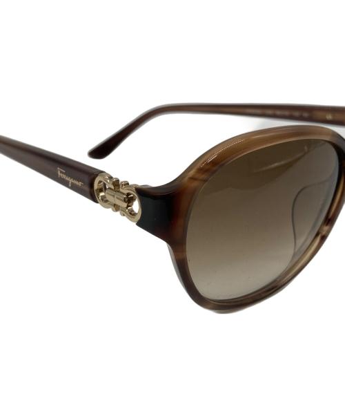 Salvatore Ferragamo（サルヴァトーレ フェラガモ）Salvatore Ferragamo (サルヴァトーレ フェラガモ) サングラス ブラウン サイズ:56□16 135の古着・服飾アイテム