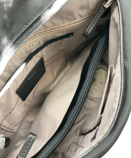 TUMI（トゥミ）TUMI (トゥミ) ショルダーバッグ ブラックの古着・服飾アイテム