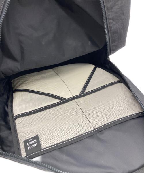 nizyukano（ニジュウカノウ）nizyukano (ニジュウカノウ) リュック グレーの古着・服飾アイテム