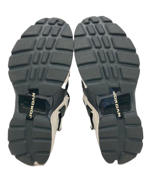 NIKE（ナイキ）NIKE (ナイキ) ジョーダン トランナー LX アイボリー サイズ:SIZE 25.5cmの古着・服飾アイテム