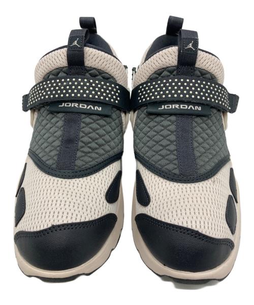 NIKE（ナイキ）NIKE (ナイキ) ジョーダン トランナー LX アイボリー サイズ:SIZE 25.5cmの古着・服飾アイテム
