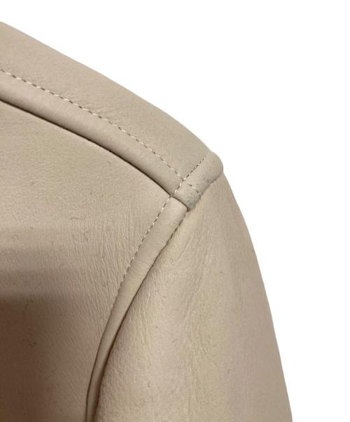 EMMETI（エンメティ）EMMETI (エンメティ) SOVEREIGN (ソブリン) ORWELL UA ムートンジャケット アイボリー サイズ:50の古着・服飾アイテム