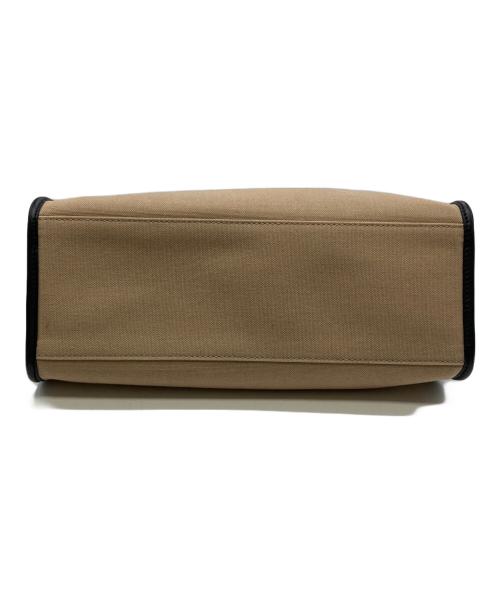 GIANNI CHIARINI（ジャンニ キアリーニ）GIANNI CHIARINI (ジャンニ キアリーニ) キャンバストートバッグ ベージュの古着・服飾アイテム