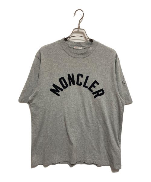 MONCLER（モンクレール）MONCLER (モンクレール) アーチロゴTシャツ グレー サイズ:Mの古着・服飾アイテム
