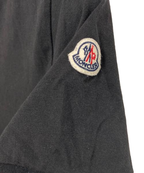 MONCLER（モンクレール）MONCLER (モンクレール) VネックTシャツ ブラック サイズ:Sの古着・服飾アイテム