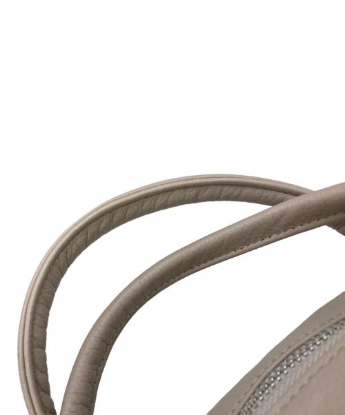 ear PAPILLONNER（イアパピヨネ）ear PAPILLONNER (イアパピヨネ) レザーフラップ2WAYバッグ Sサイズ ベージュの古着・服飾アイテム