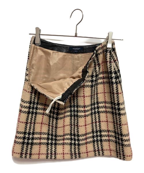 BURBERRY LONDON（バーバリーロンドン）BURBERRY LONDON (バーバリーロンドン) ノバチェックミニスカート ベージュ サイズ:SIZE 160Aの古着・服飾アイテム