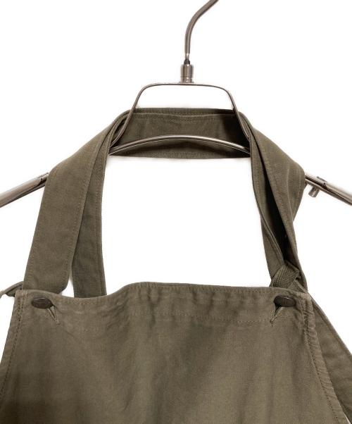 45rpm（45アールピーエム）45rpm (45アールピーエム) 麦サテンのエプロンドレス オリーブ サイズ:-の古着・服飾アイテム