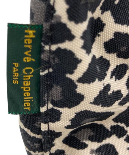 Herve Chapelier（エルベシャプリエ）Herve Chapelier (エルベシャプリエ) green label relaxing (グリーンレーベルリラクシング) ナイロン舟型ショルダーバッグ グレーの古着・服飾アイテム