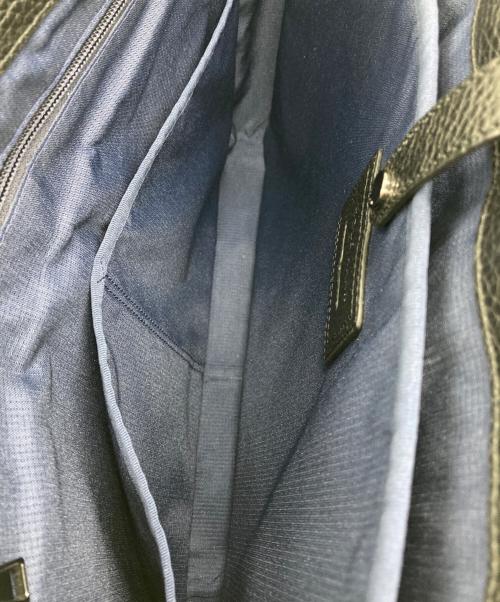 COLE HAAN（コールハーン）COLE HAAN (コールハーン) レザーメッセンジャーバッグ ブラックの古着・服飾アイテム