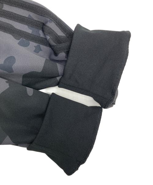 adidas（アディダス）adidas (アディダス) ブラック カモ SSTR トラックトップ ブラック サイズ:XLの古着・服飾アイテム
