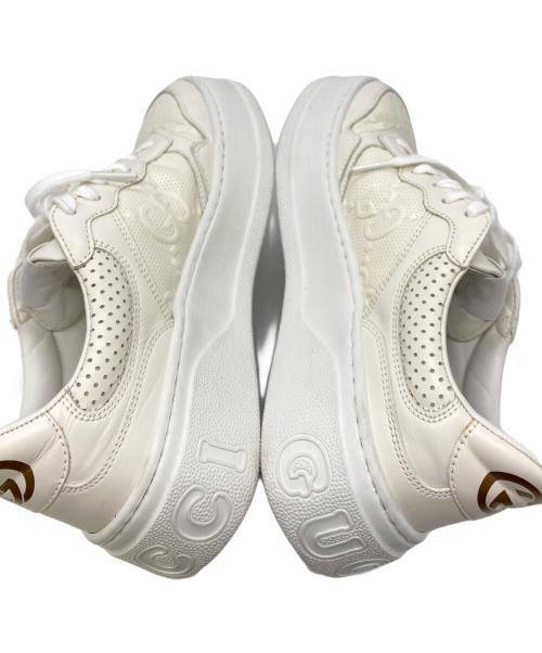 GUCCI（グッチ）GUCCI (グッチ) GGエンボスローカットスニーカー ホワイト サイズ:37 1/2の古着・服飾アイテム