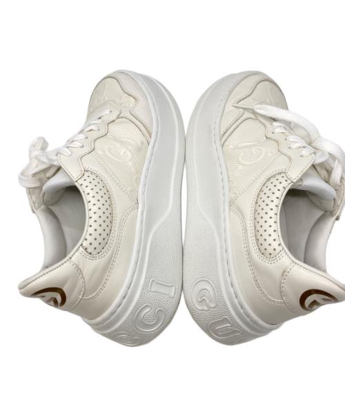 GUCCI（グッチ）GUCCI (グッチ) GGエンボスローカットスニーカー ホワイト サイズ:37 1/2の古着・服飾アイテム