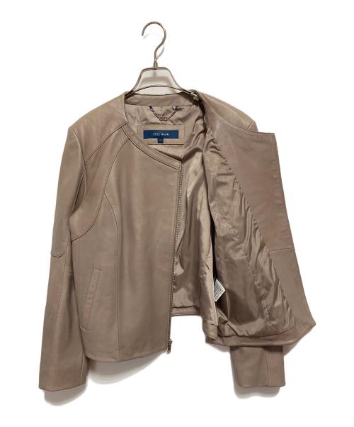 COLE HAAN（コールハーン）COLE HAAN (コールハーン) ジップ フロント レザー ジャケット ベージュ サイズ:Lの古着・服飾アイテム