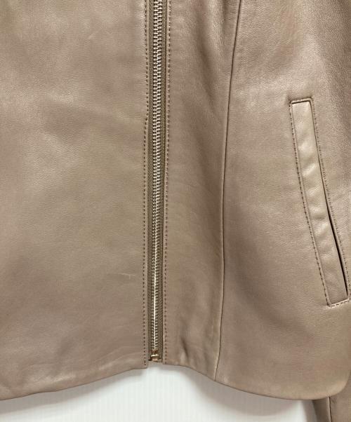 COLE HAAN（コールハーン）COLE HAAN (コールハーン) ジップ フロント レザー ジャケット ベージュ サイズ:Lの古着・服飾アイテム