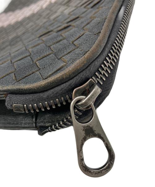 BOTTEGA VENETA（ボッテガベネタ）BOTTEGA VENETA (ボッテガベネタ) イントレチャートクラッチバッグ グレー×ブラウンの古着・服飾アイテム