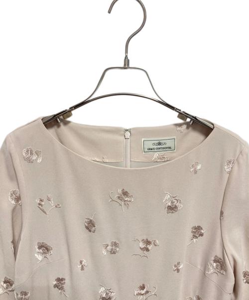 GRACE CONTINENTAL（グレースコンチネンタル）GRACE CONTINENTAL (グレースコンチネンタル) サラサフラワー刺繍ワンピース ベージュ サイズ:36の古着・服飾アイテム