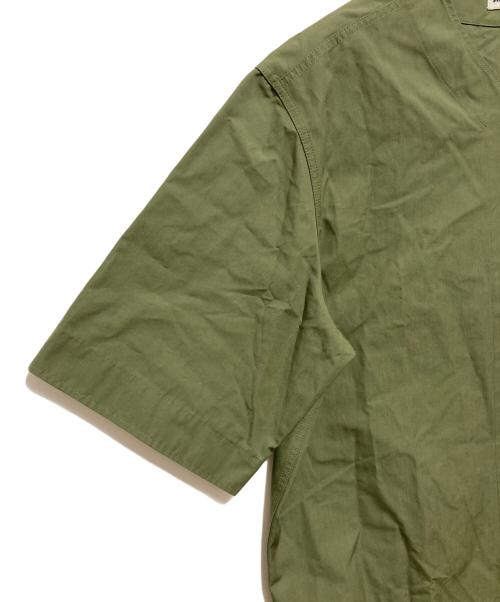 JIL SANDER（ジルサンダー）JIL SANDER (ジルサンダー) ノーカラージップシャツ グリーン サイズ:48の古着・服飾アイテム