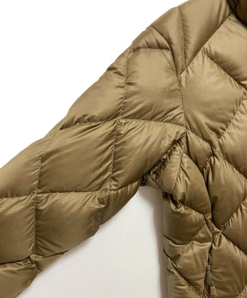 mont-bell（モンベル）mont-bell (モンベル) ライトアルパインダウン ジャケット ベージュ サイズ:Mの古着・服飾アイテム