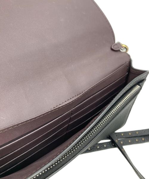 COACH（コーチ）COACH (コーチ) アンナ フォルドオーバー クラッチ クロスボディ・リベット ブラックの古着・服飾アイテム