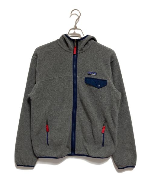Patagonia（パタゴニア）Patagonia (パタゴニア) ライトウェイトシンチラスナップTフーディ グレー サイズ:Sの古着・服飾アイテム