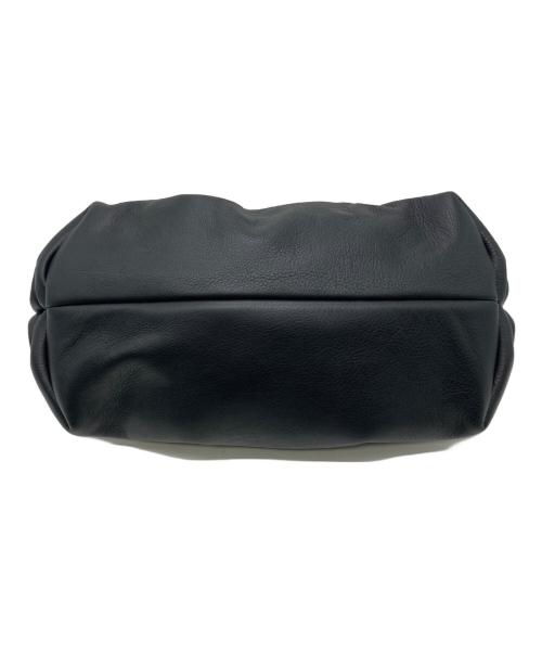 BRENTELLA（ブレンテッラ）BRENTELLA (ブレンテッラ) チェーン付きクラッチバッグ ブラックの古着・服飾アイテム