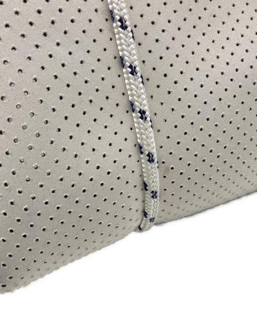 STATE OF ESCAPE（ステイトオブエスケープ）STATE OF ESCAPE (ステイトオブエスケープ) ポーチ付きトートバッグ ホワイトの古着・服飾アイテム