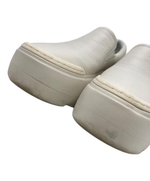 UGG（アグ）UGG (アグ) Marin Mega Slip On ホワイト サイズ:23の古着・服飾アイテム