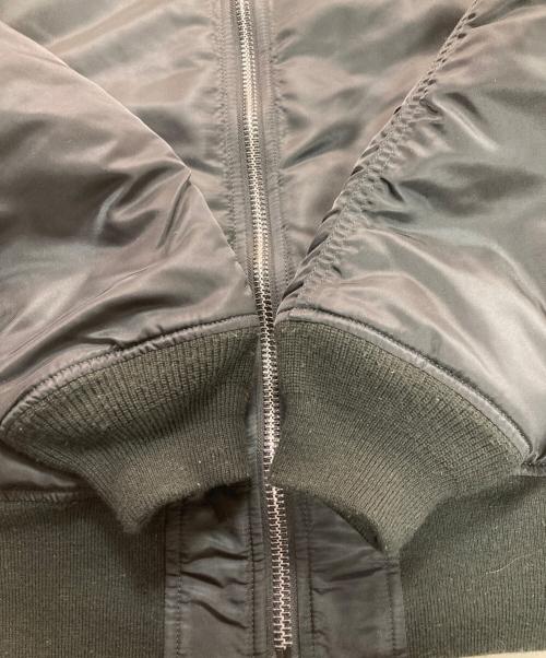 TAKAHIROMIYASHITA TheSoloIst.（タカヒロミヤシタ ザソロイスト）TAKAHIROMIYASHITA TheSoloIst. (タカヒロミヤシタ ザソロイスト) ALPHA (アルファ) MA-1ジャケット ブラック サイズ:Mの古着・服飾アイテム